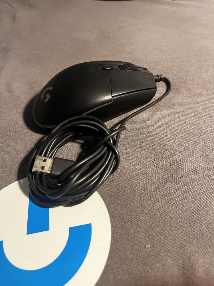 Myszka logitech g102