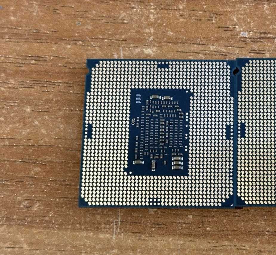 Процесор Intel Xeon E3-1270v5/ s1151