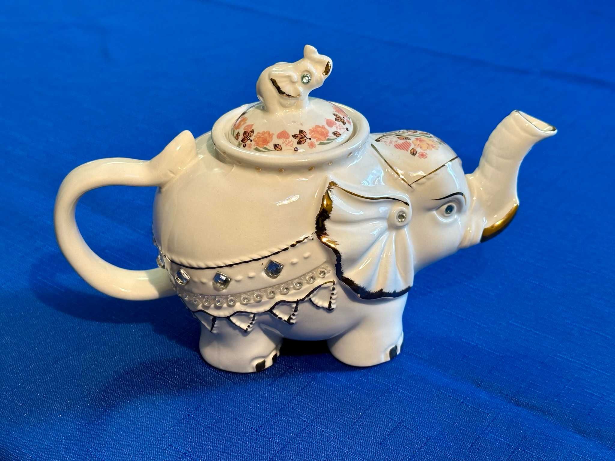 Czajniczek czajnik imbryk porcelanowy słoń PRL UA vintage