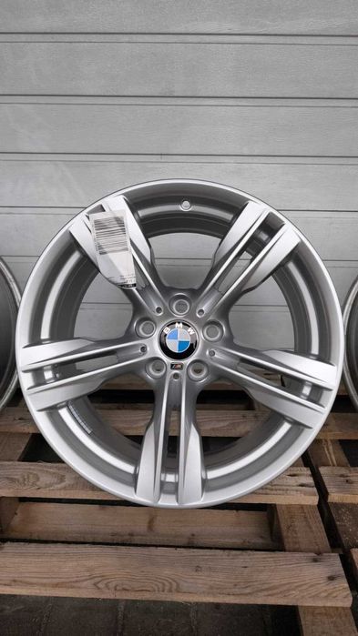 Felgi aluminiowe 19" Bmw X5 F15 5x120 Nowe Demo Et37 (OL696F)