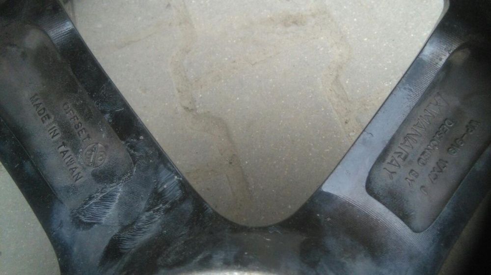 17 5x100 felgi aluminiowe ładny model Seat , Audi , Skoda , VW