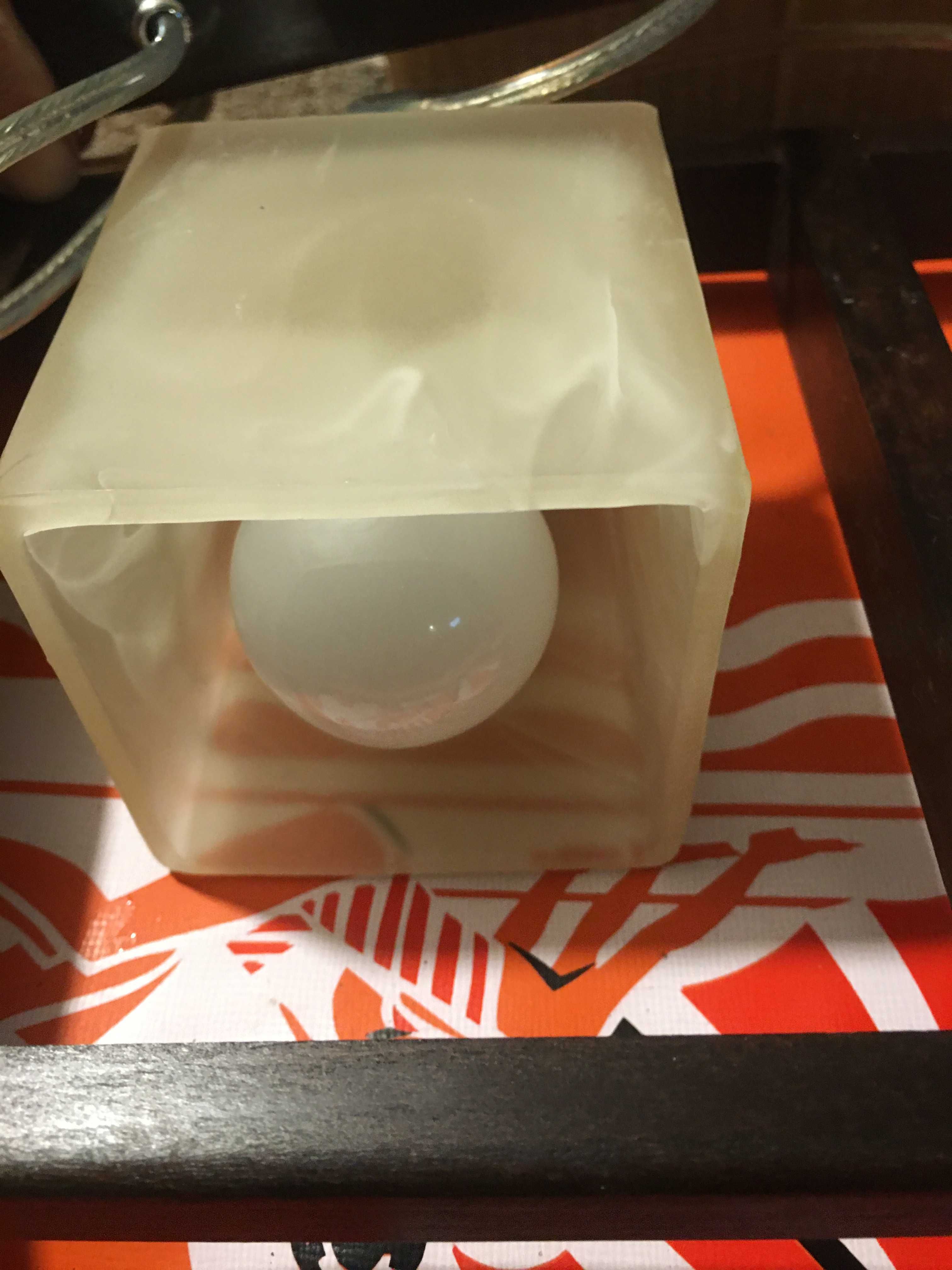 Lampa Olivia wenge potrojna sprawna