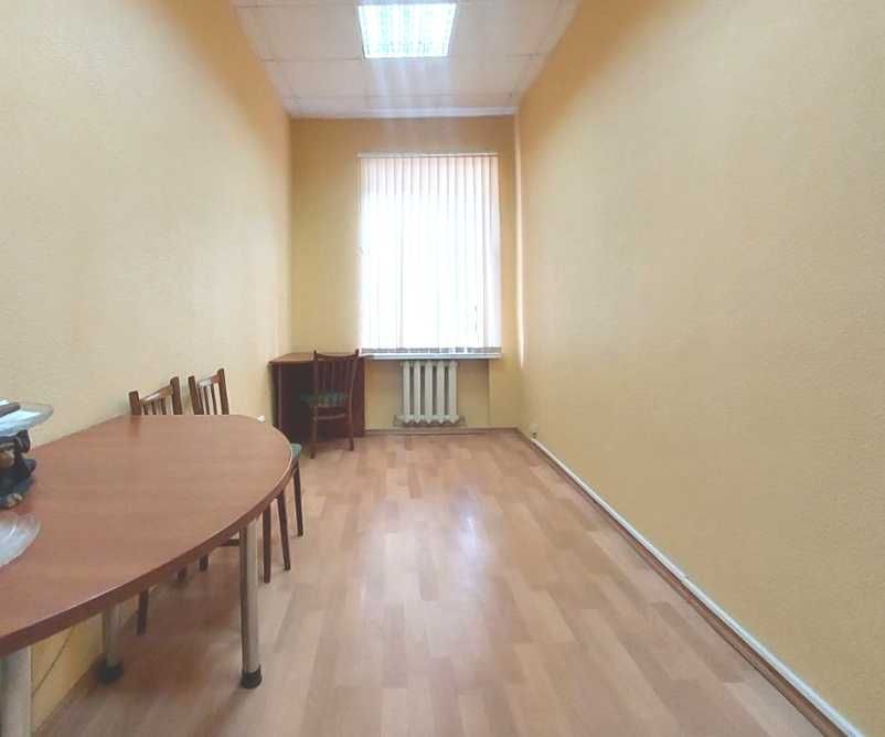 Аренда офиса 90м с парковкой в Центре ( для ІТ компании)