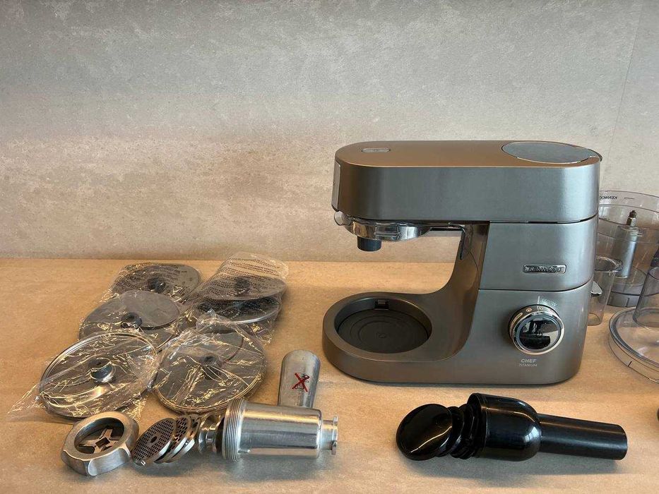 Кухонна машина Kenwood KVC 70 Chef Titanium