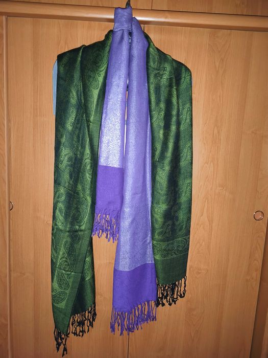 Piękne wizytowe, ekskluzywne apaszki, chusty, szale OKAZJA 3+1 za gr.!