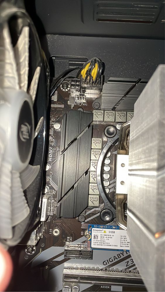 gigabyte z390ud lga 1151 + i5-8600 + 16gb ddr4
