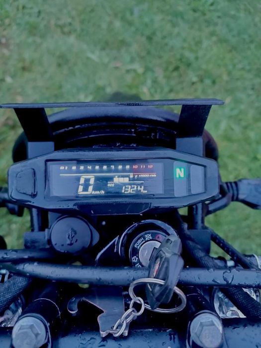 Spark Tracker 250 майже новий