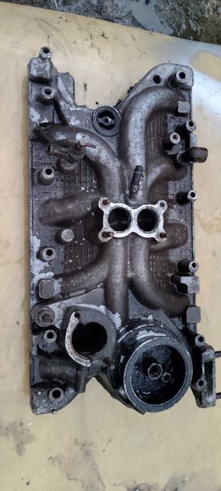 Колектор впускний (павук)