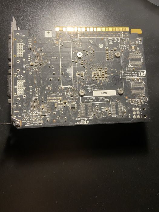 Видеокарта GeForce GTX 750 ti 2gb ZOTAC б/у