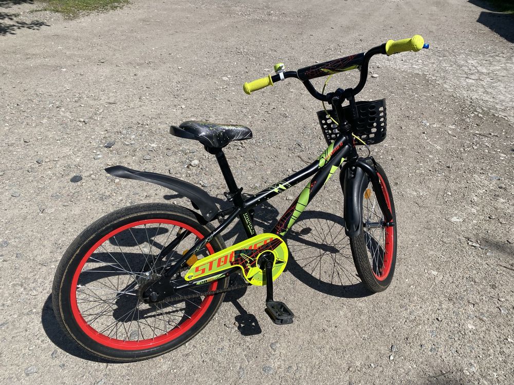 Продам дитячий велосипед ( колеса R-20)