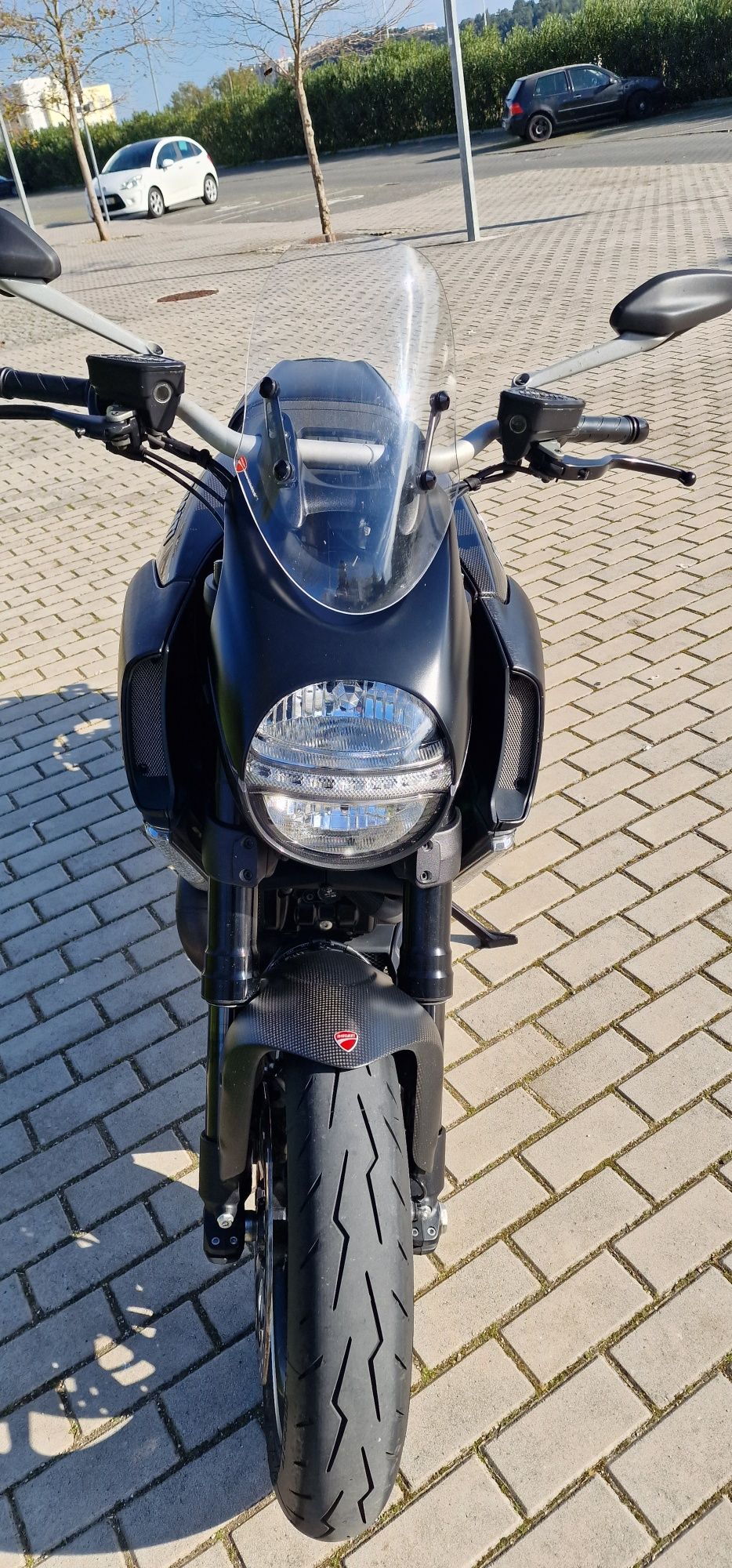 Ducati Diavel carbon