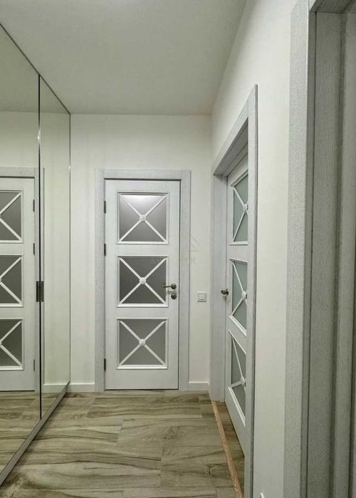 Продаж 1-кімнатної квартири з краєвидом на річку