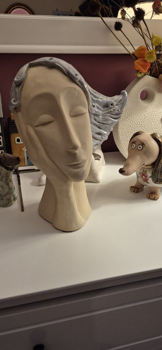 Ręcznie wykonana ceramiczna rzeźną kobiety