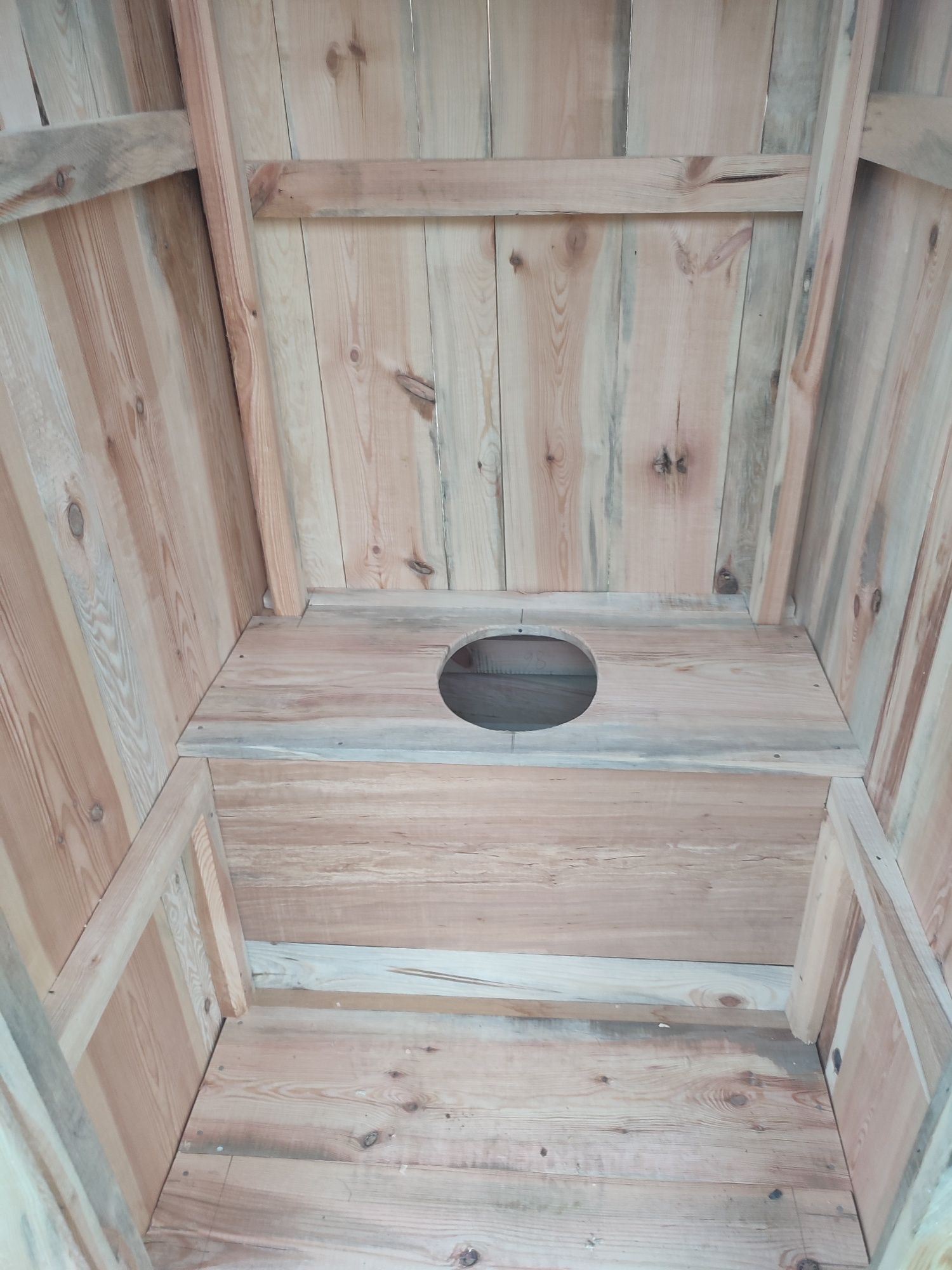 Wychodek WC nowy