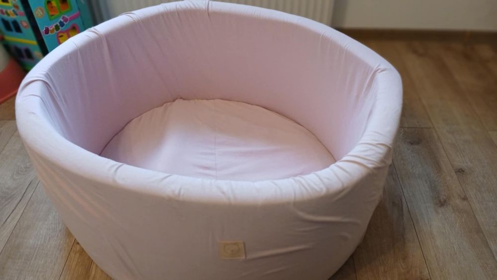 Basen suchy z kulkami