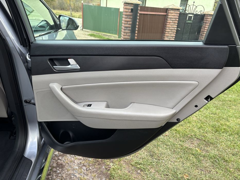 Продам Hyundai Sonata 2014