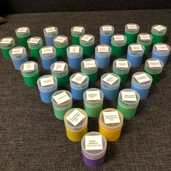 Bajki na rzutnik zestaw 33 sztuk (1)