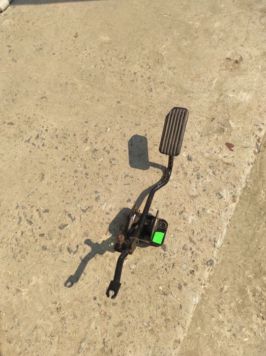 Педаль дроссельной заслонки Ланос