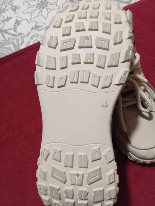 Хайтопи, черевики/кросівки на платформі