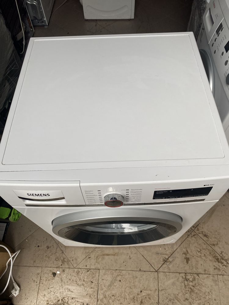 Стіральна пральна машина Siemens IQ 700