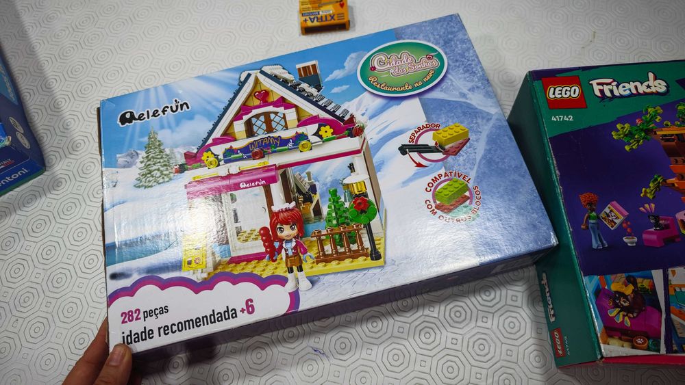 LEGOS vários 2 caixas