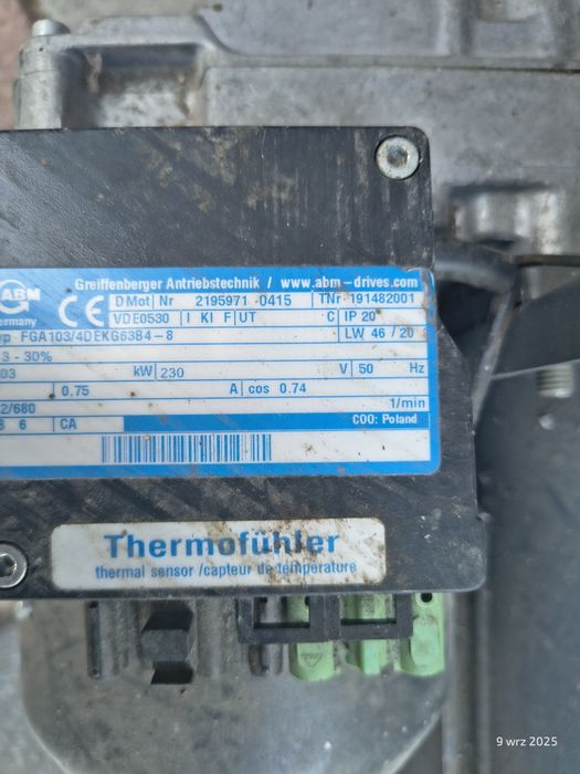 Sprzedam silnik z przekładnią ABM Greiffenberger + podajnik ślimakowy