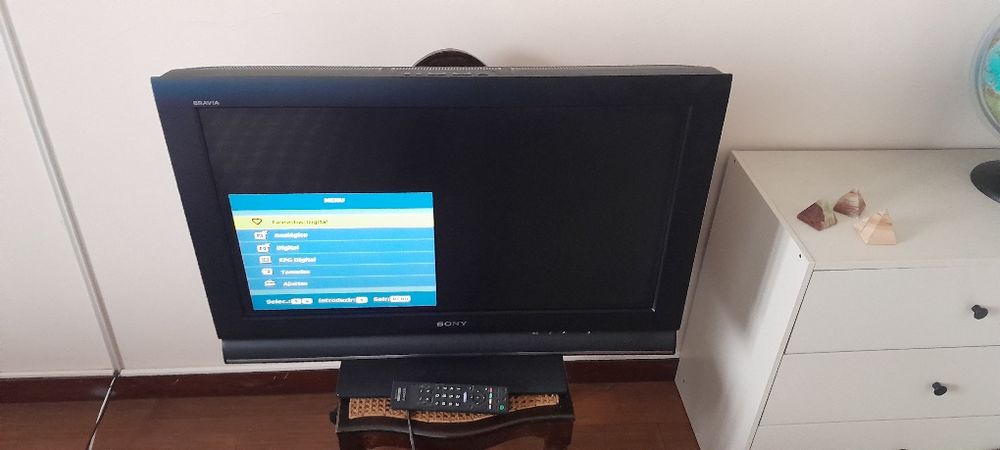 Tv lcd  da TLC impecavel