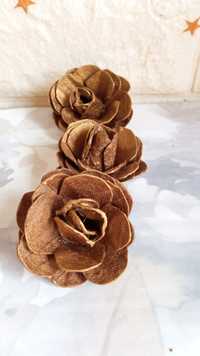 Декоративні вінтажні троянди
