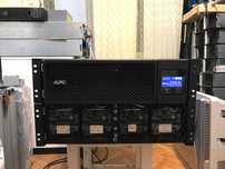Источник бесперебойного питания APC Smart-UPS SRT8KRMXLI (8000ВА)