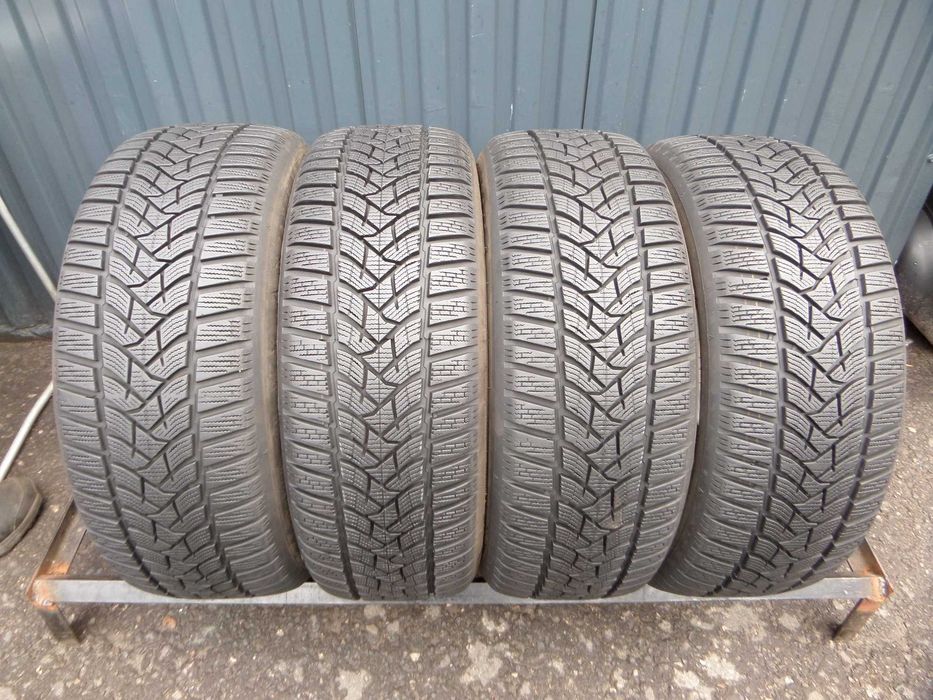 77. Opony zima 205/55/16