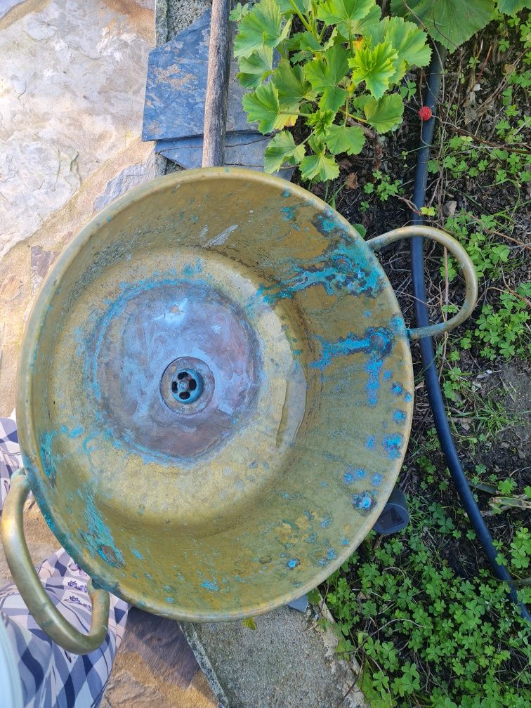 Lavatório em latão/cobre