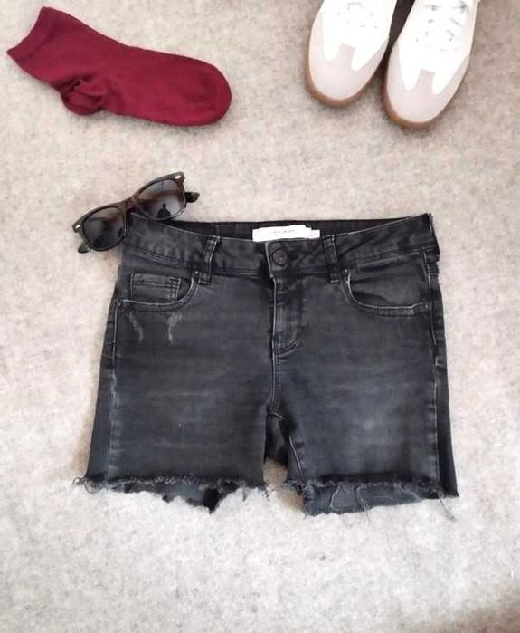 Czarne szorty spodenki  jeansowe dżinsowe Vero Moda vintage postarzane