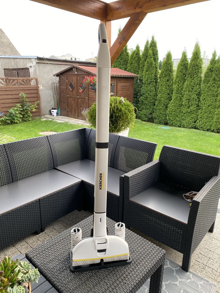 Mop elektryczny Karcher FC3 Premium Home Line 1.055-360.0