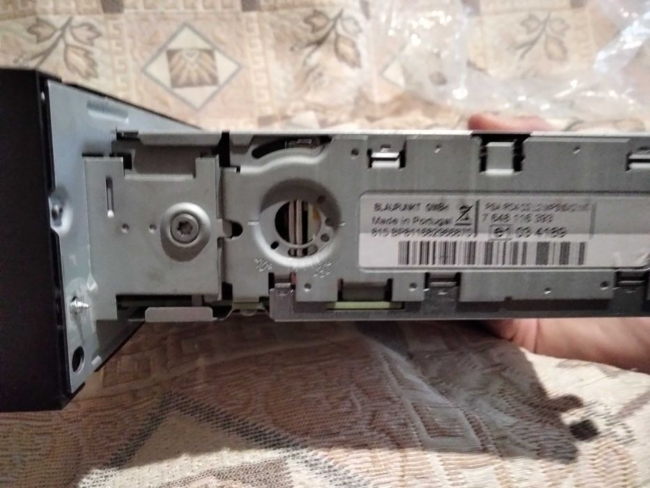 На Пежо 407 штатна (завод) (Блаупункт)автомобільна стереосистема