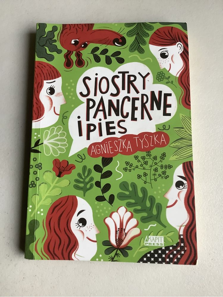 „Siostry pancerne i pies” Agnieszka Tyszka