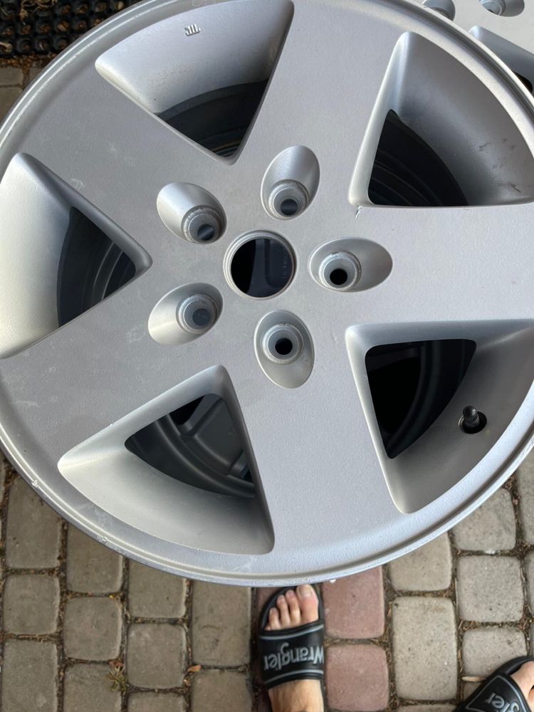 Sprzedam felgi 17 jeep 5 sztuk
