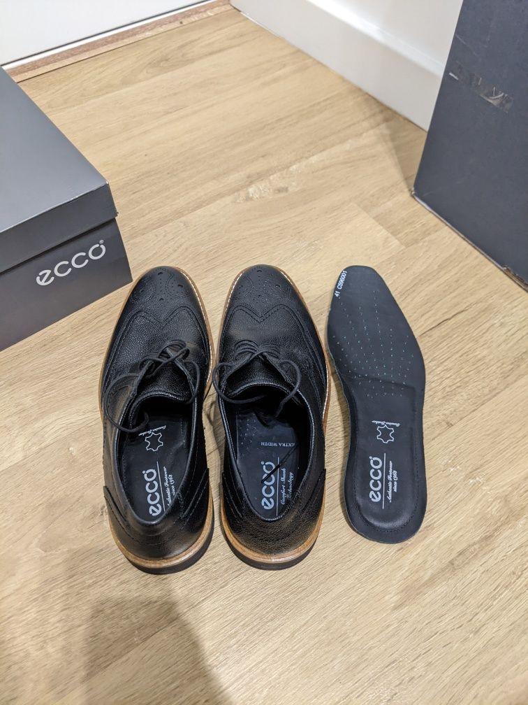 Нові оригінальні туфлі Ecco