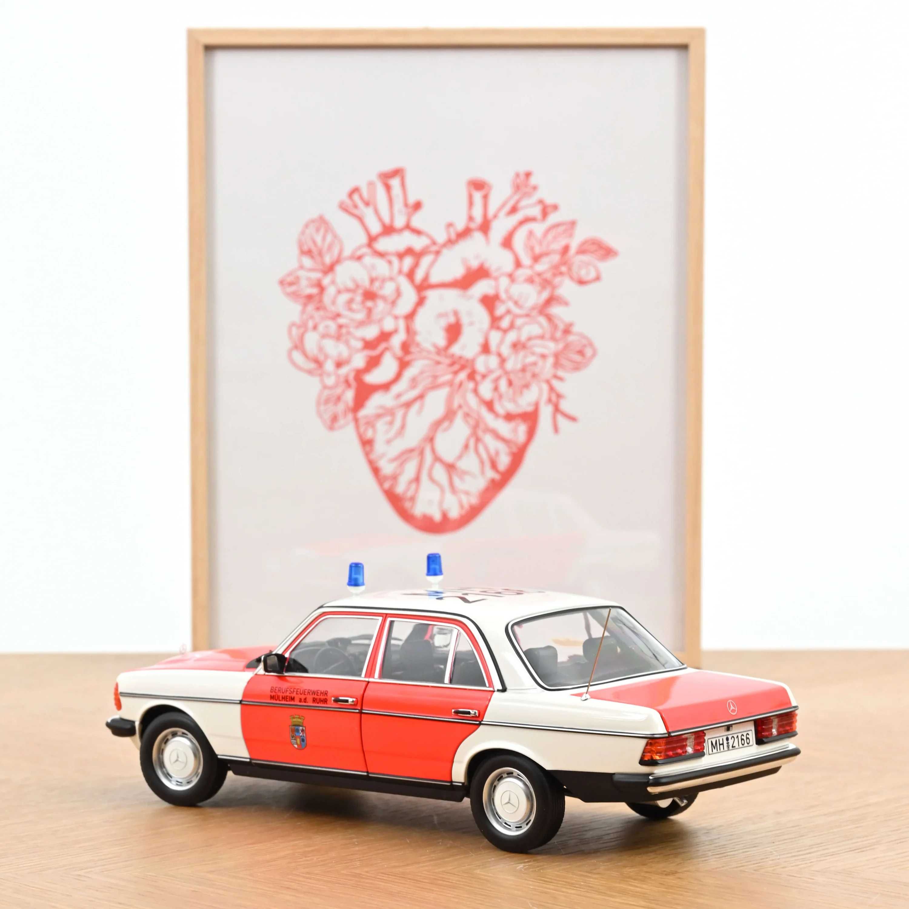 Mercedes-Benz 200 W123 Emergency Ambulance 1984 Norev 1:18
