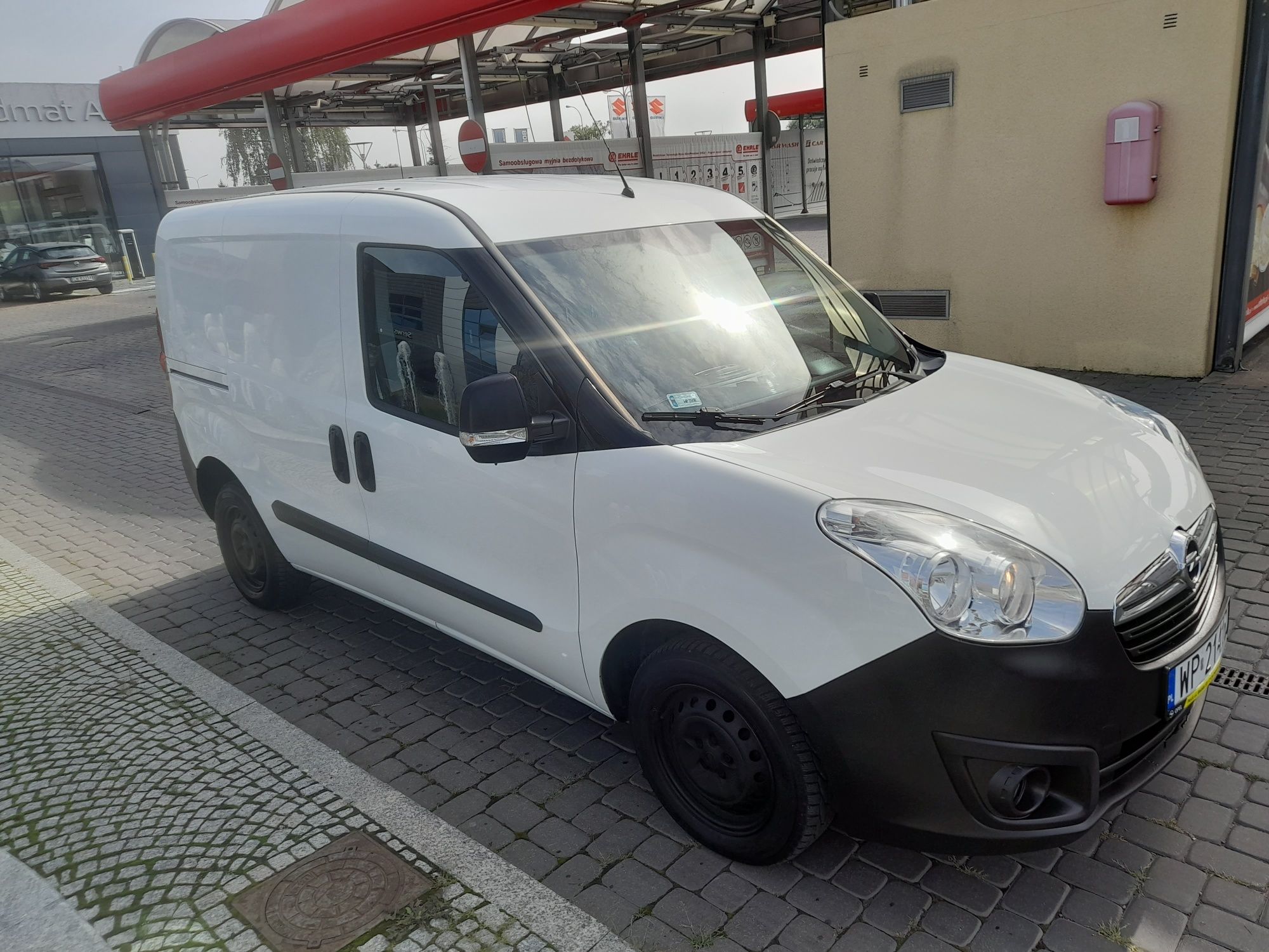 Opel Combo 1.3 diesel klimatyzacja zadbany gotowy do pracy nowe opony