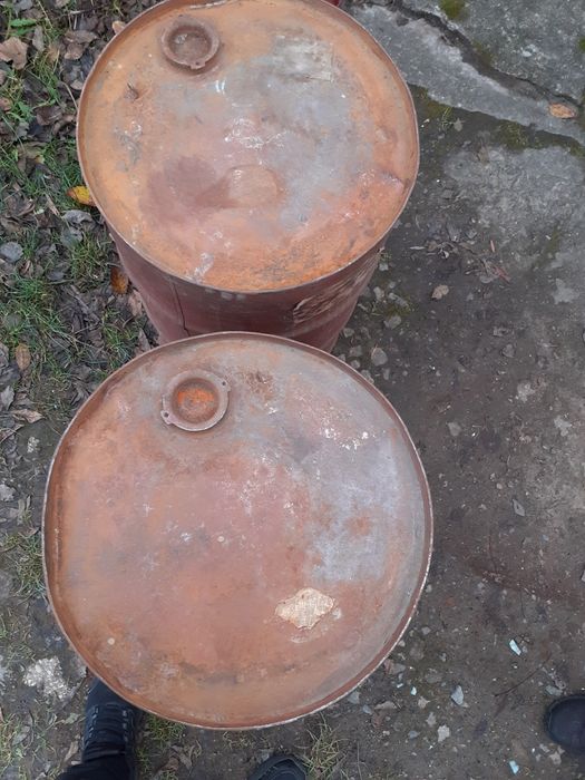 Бочка металева 100 л на кришку