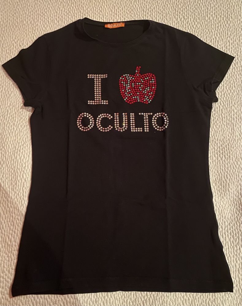 Tshirt Oculto Preta