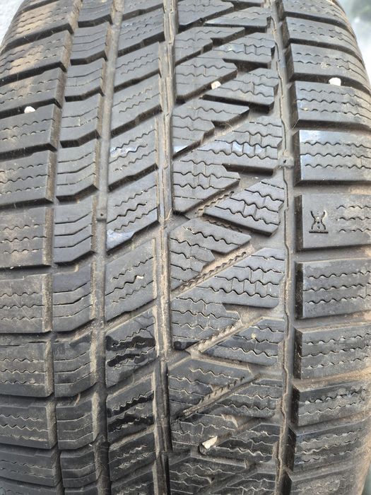 Opony R20 20 cali Kumho suv zimowe