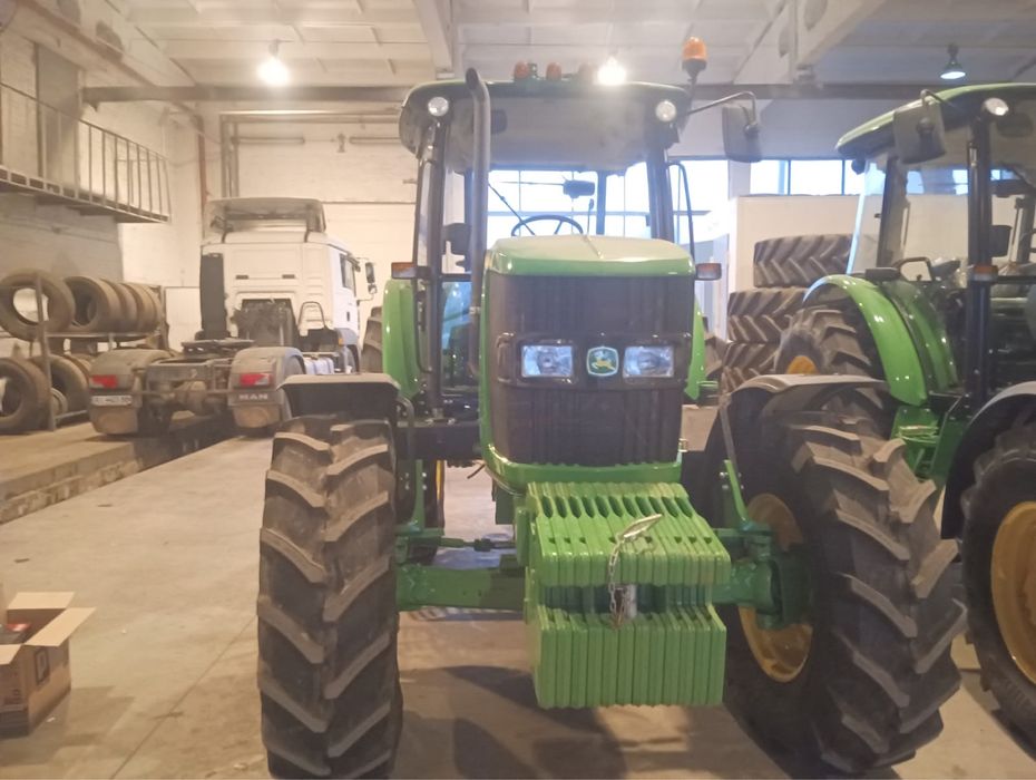 Трактор John Deere 6110B Новий Продаж