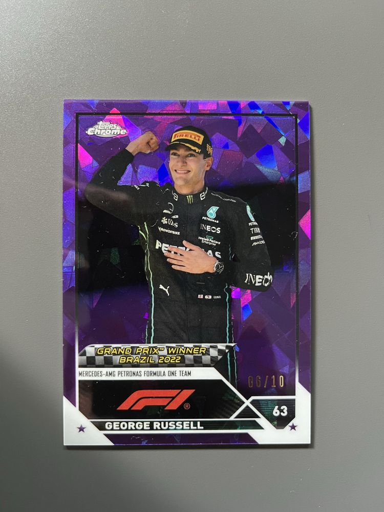 Carta Topps Chrome Sapphire Purple Geoge Russell