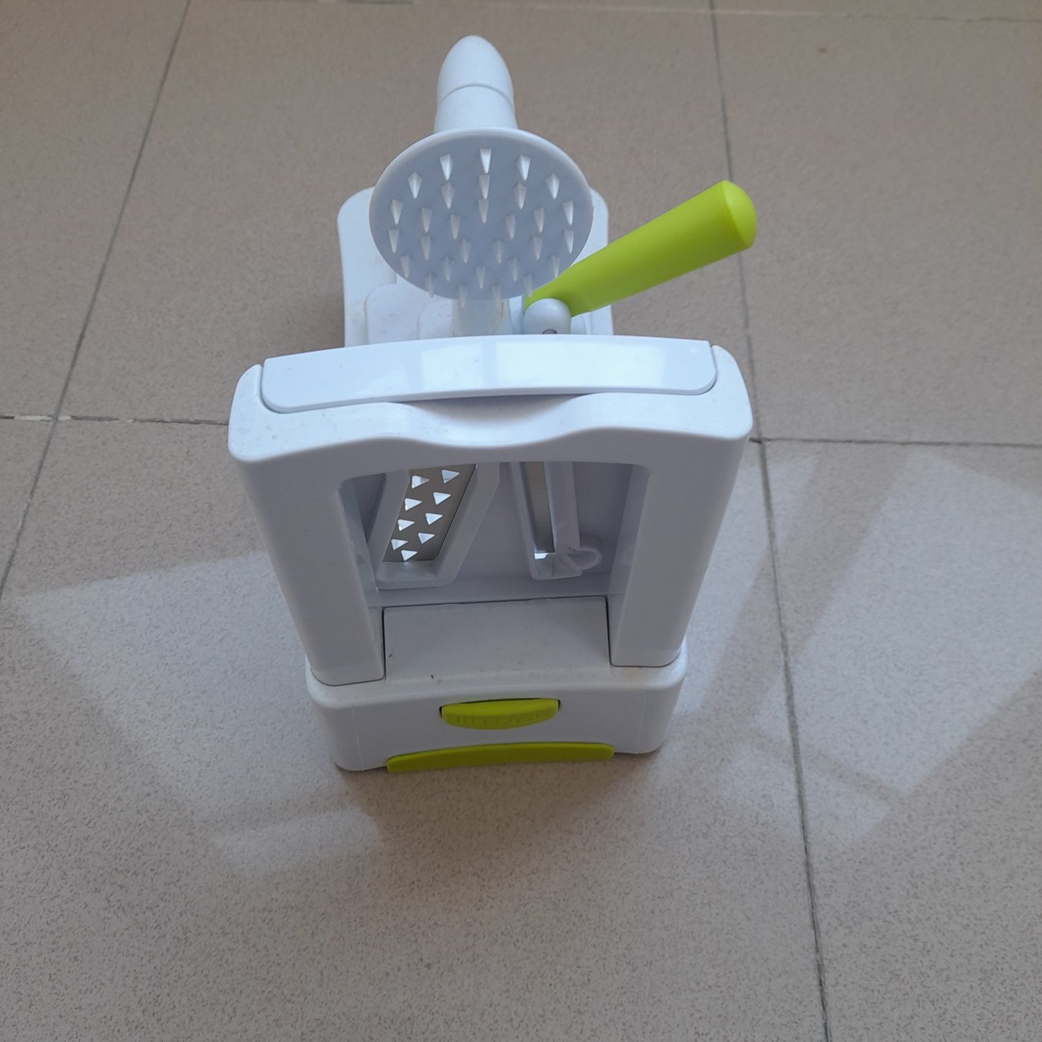 Corta legumes em espiral