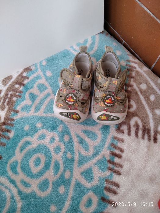 Продам тапочки для малышей