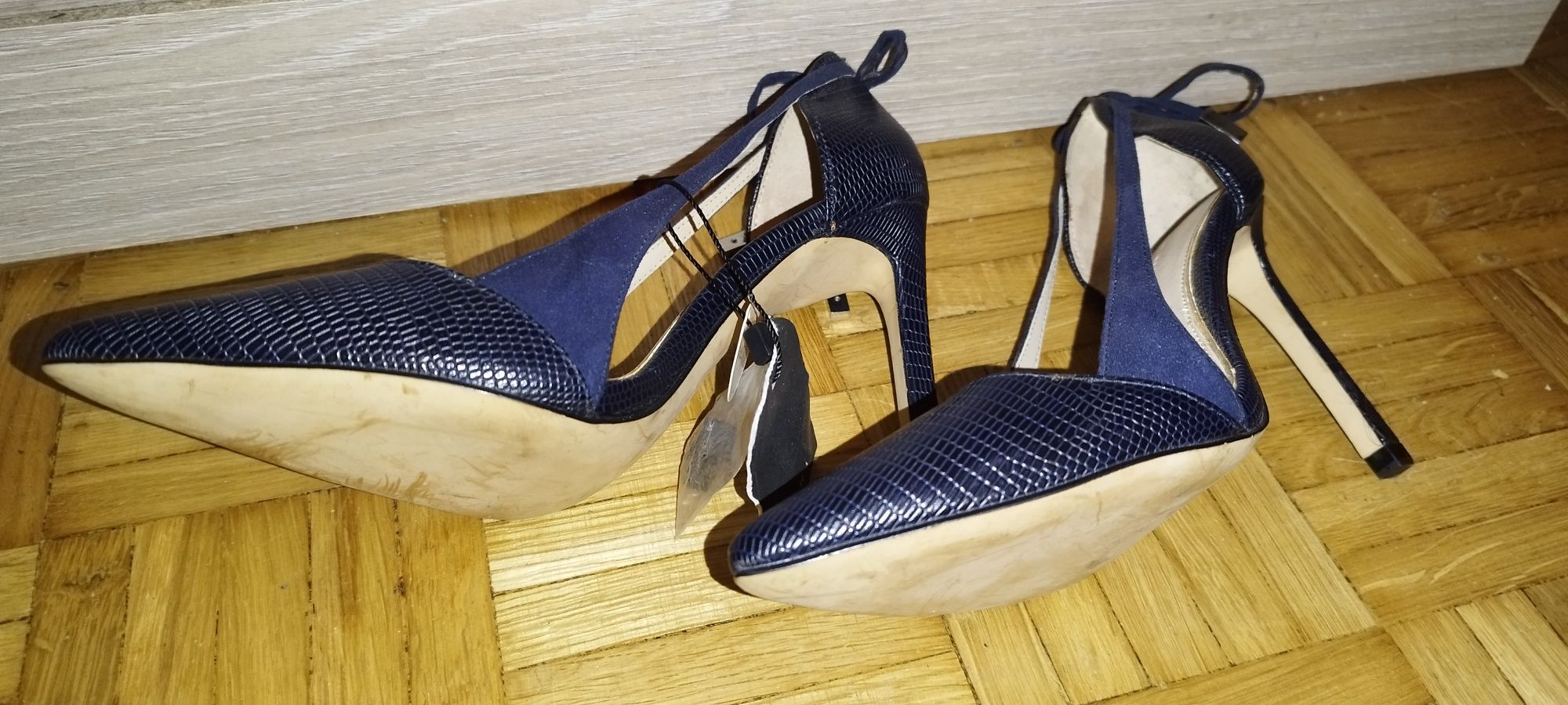 Sprzedam nowe buty damskie firmy Zara Women roz.36