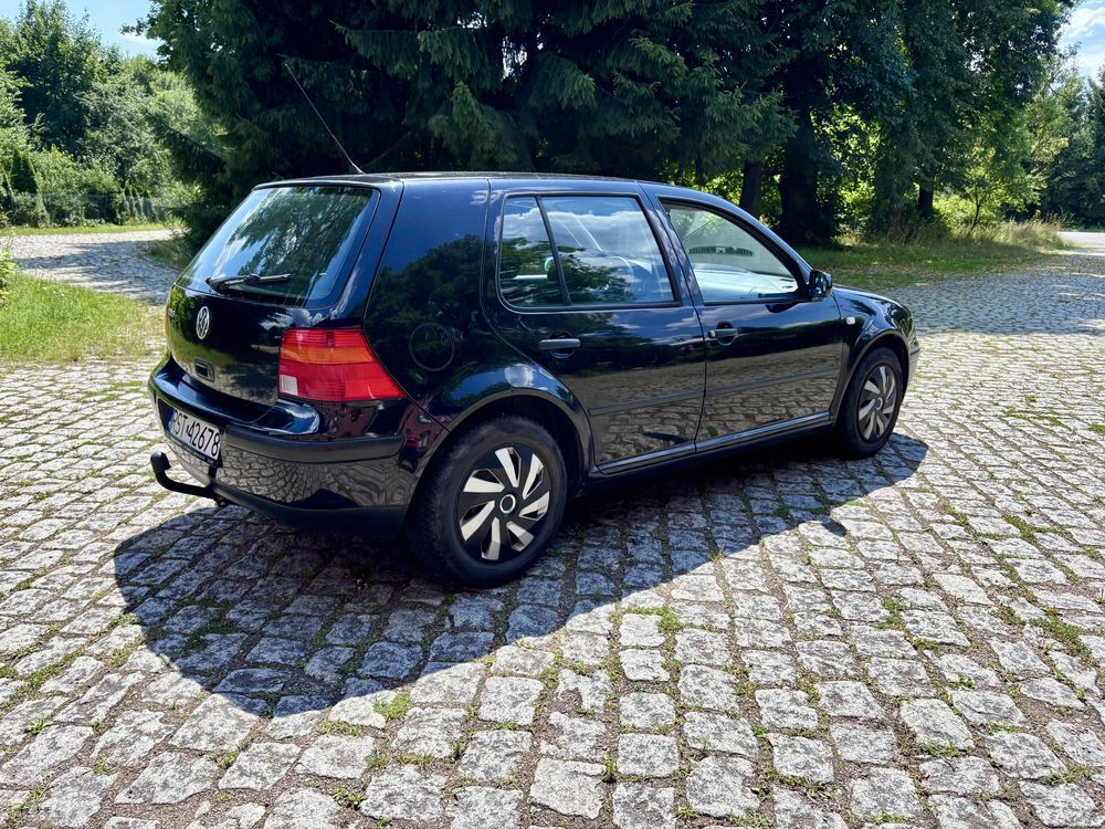 Golf 4 1.6 lpg/ klima / grzane fotele / bez wkladu / bez korozji