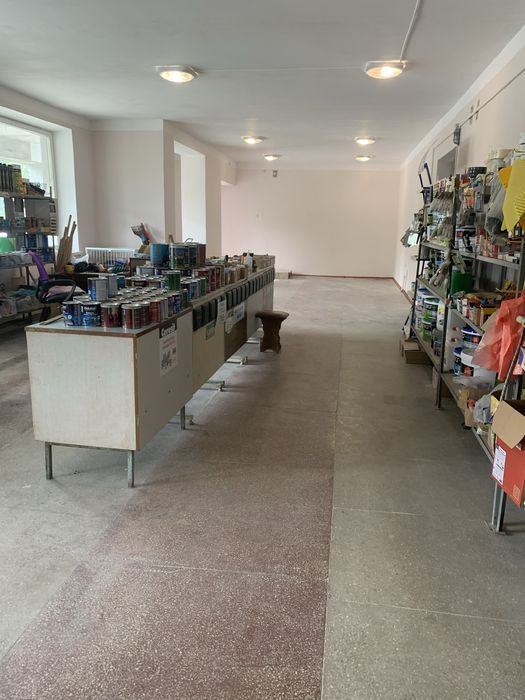 Продається приміщення у м.Острог(270м.кв.)!