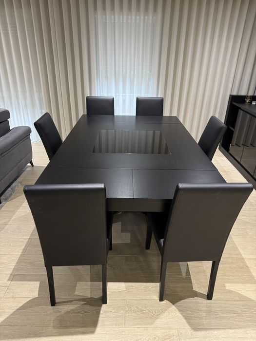 Movel de sala de jantar.